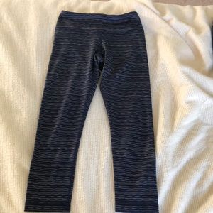 Blue textured leggings